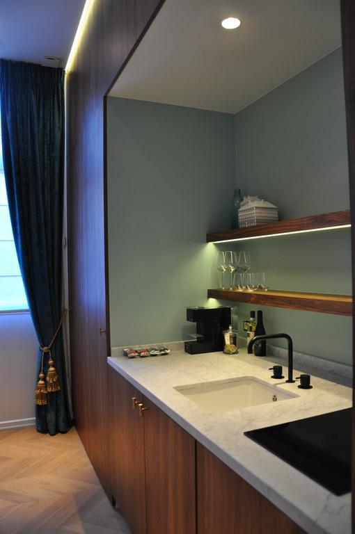Smartflats - Raphael Suites Antwerpen Rum bild